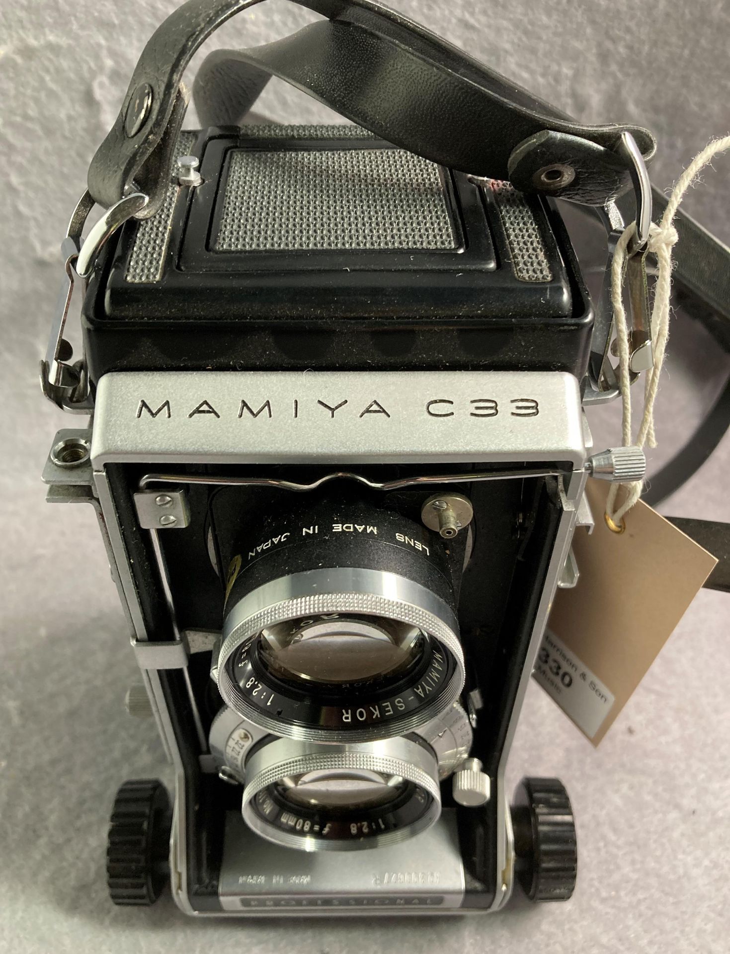 A Mamiya C33 Professional camera with Mamiya-Sekor 1:2. - Image 6 of 9