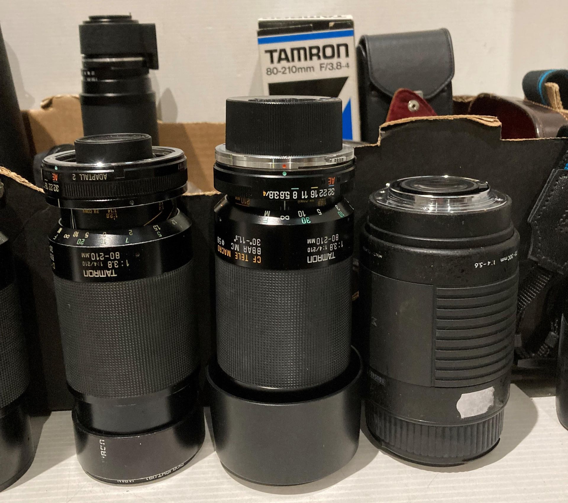 Contents to box - assorted camera lenses by Agiflex, Canon, Lumix, Super Takumar-Zoom 70-150, - Image 3 of 5