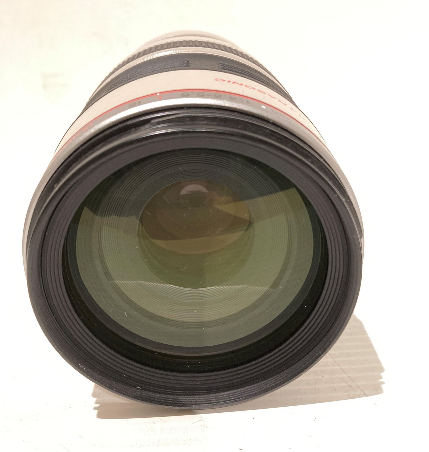 Canon Ultrasonic EF-100-400mm 77m zoom lens with image stabilizer 1:4.5-5. - Image 4 of 8