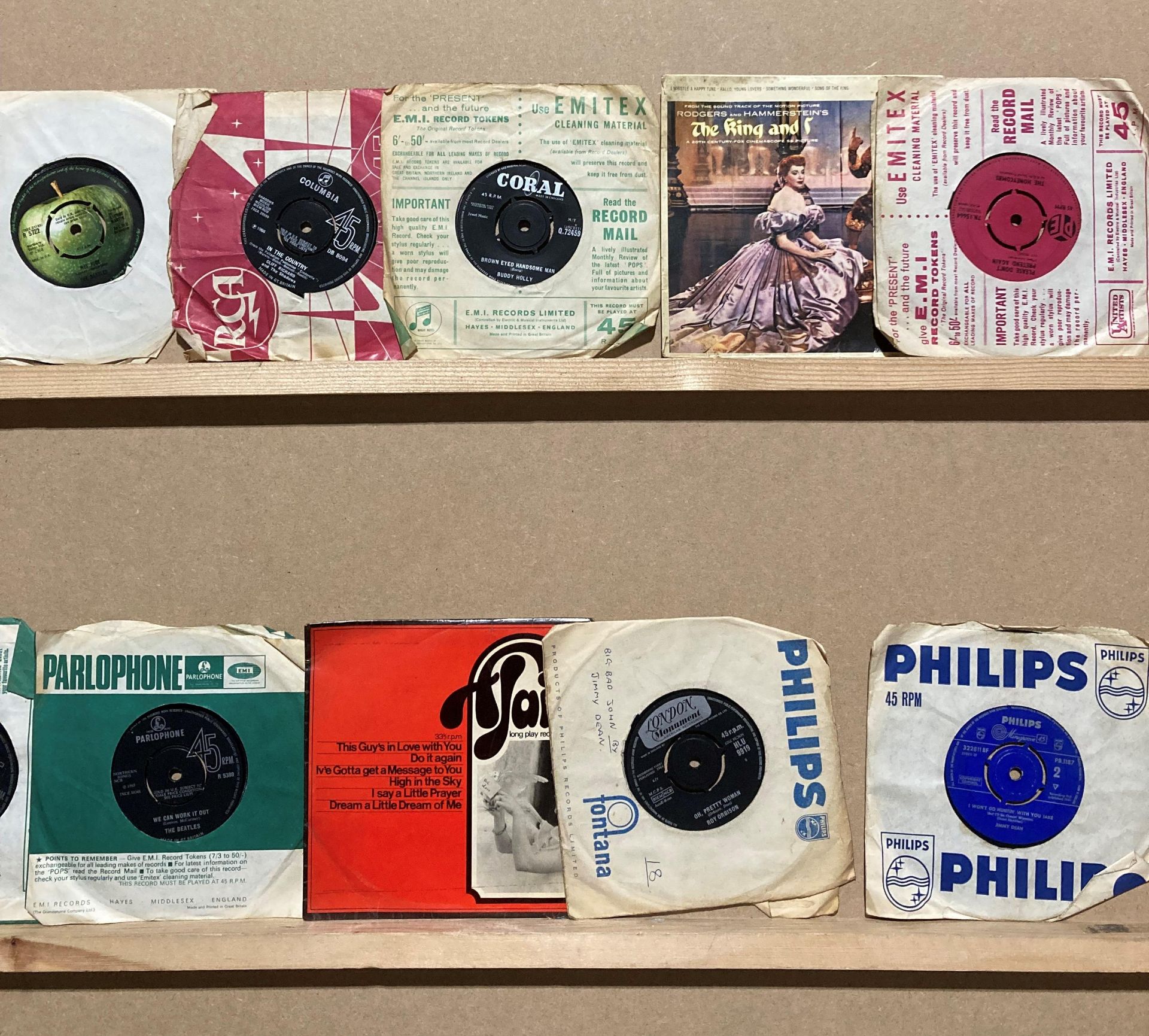 Approx 100 assorted 45 rpm vinyl records including artists such as The Beatles, Rolling Stones, - Image 3 of 7