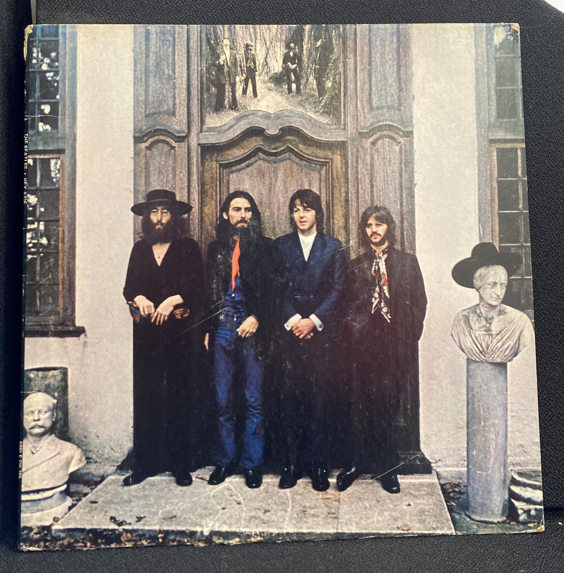 Rare Beatles Album 'Hey Jude' on Apple SG-385 (Saleroom location: S3 Counter)