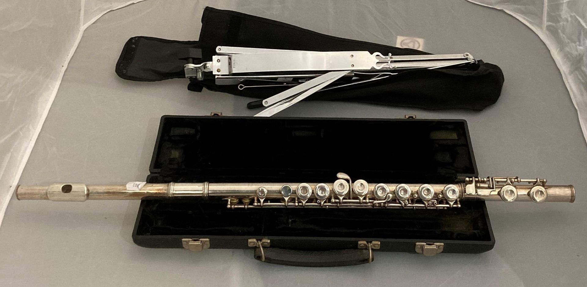 King Cleveland 610 flute in hard black case and a collapsible sheet music stand in black fabric - Image 2 of 3