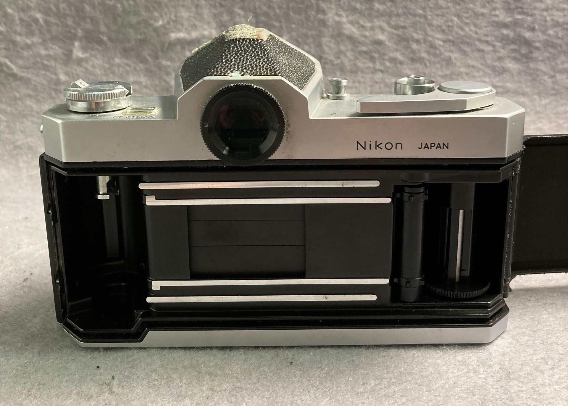 Nikkormat Nikon FT3924086 with a Nikkor-H Auto 1:2 f=50mm Nippon Kogaku Japan no. - Image 5 of 5