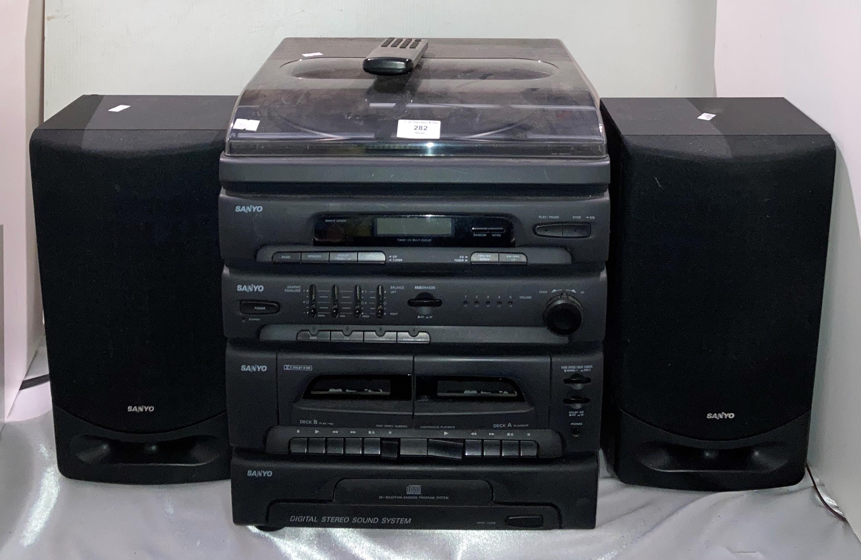 Sanyo DC-X850 CD/stereo music Hi-Fi system with speakers and remote (not working,