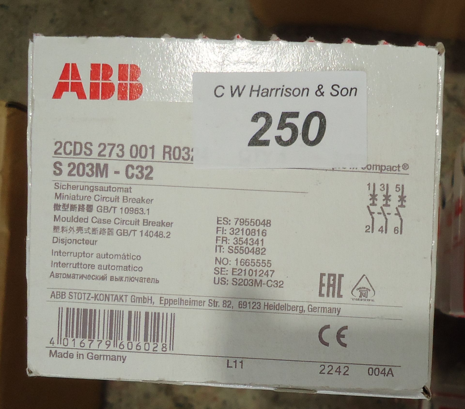 6 X ABB 32AMP TRIPLE POLE MCB