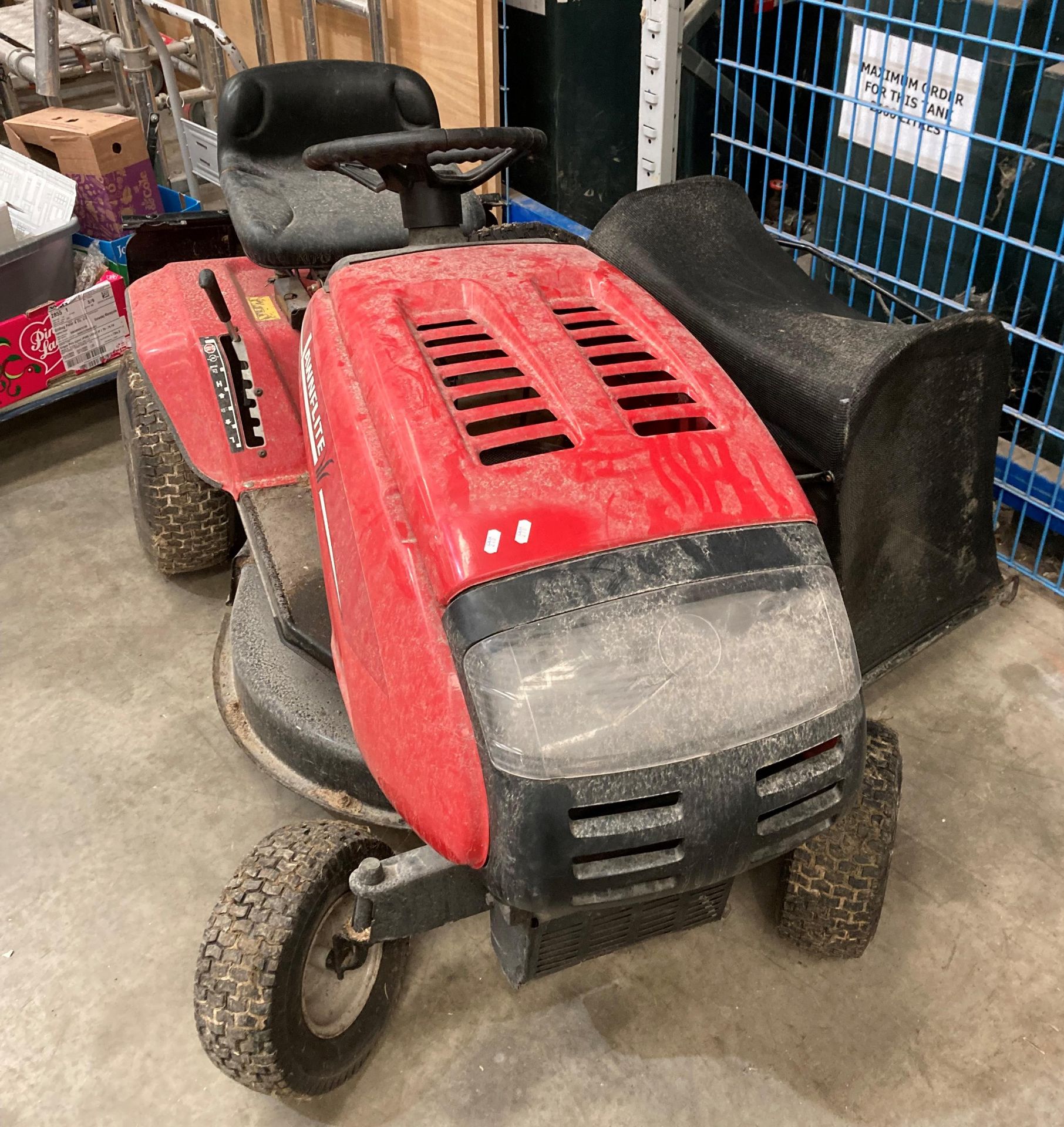 MTD LAWNFLITE 603 RIDE ON LAWNMOWER with Briggs & Stratton 12.