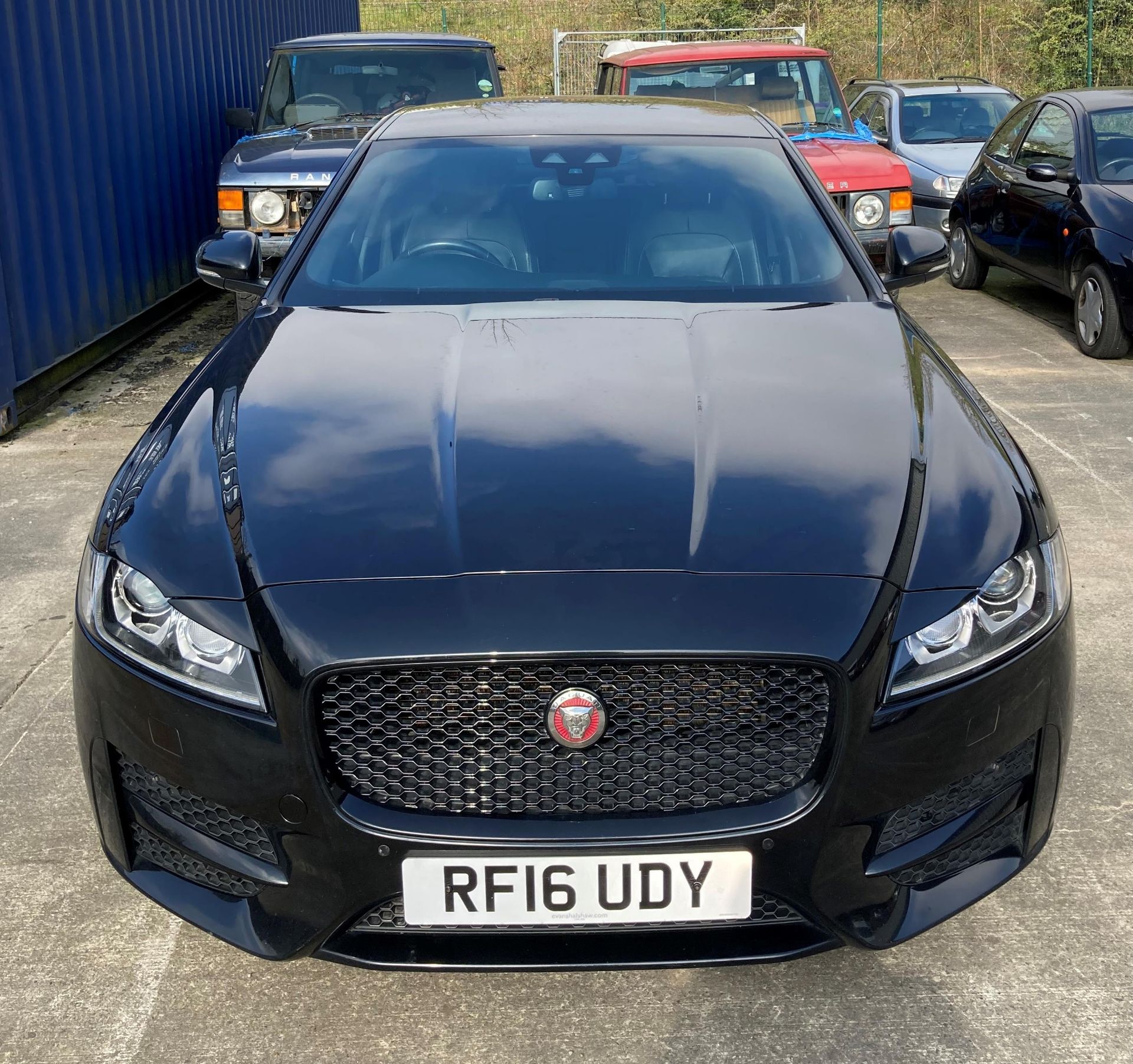 JAGUAR XF R-SPORT D 2.0 AUTOMATIC FOUR DOOR SALOON - Diesel - Black - Black leather interior. - Image 2 of 16