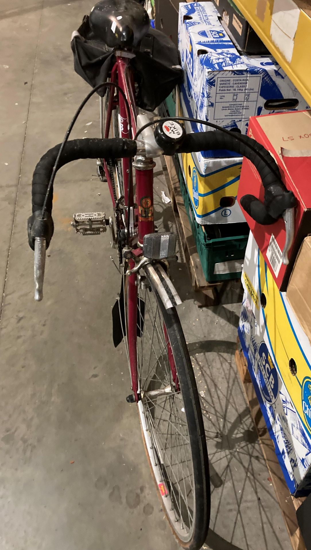 A Claude Butler Regent 12 sped racing bicycle in maroon with drop handlebars (saleroom location S1) - Image 4 of 5