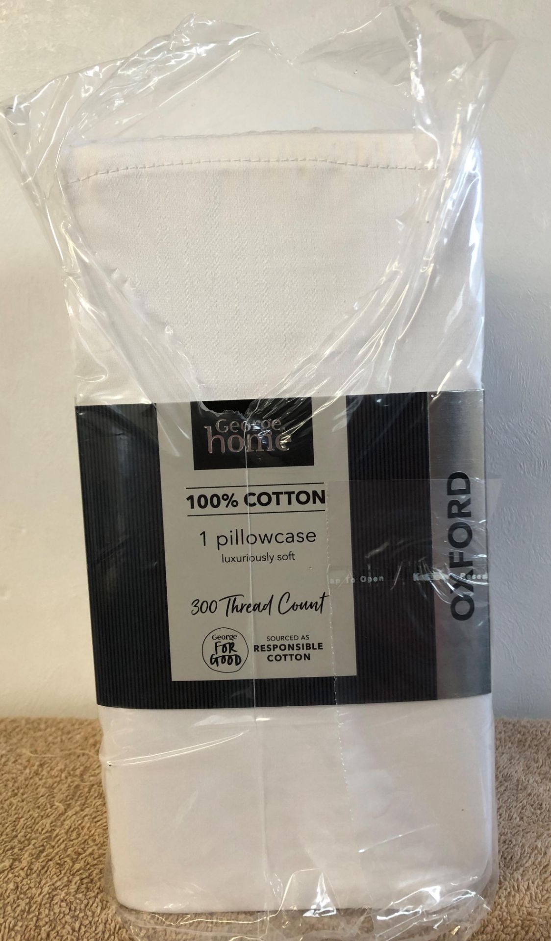 6 WHITE OXFORD PILLOWCASES LUXURY SOFT 300 THREAD COUNT W48 X L74CM 100% COTTON BY GEORGE HOME - Image 3 of 3