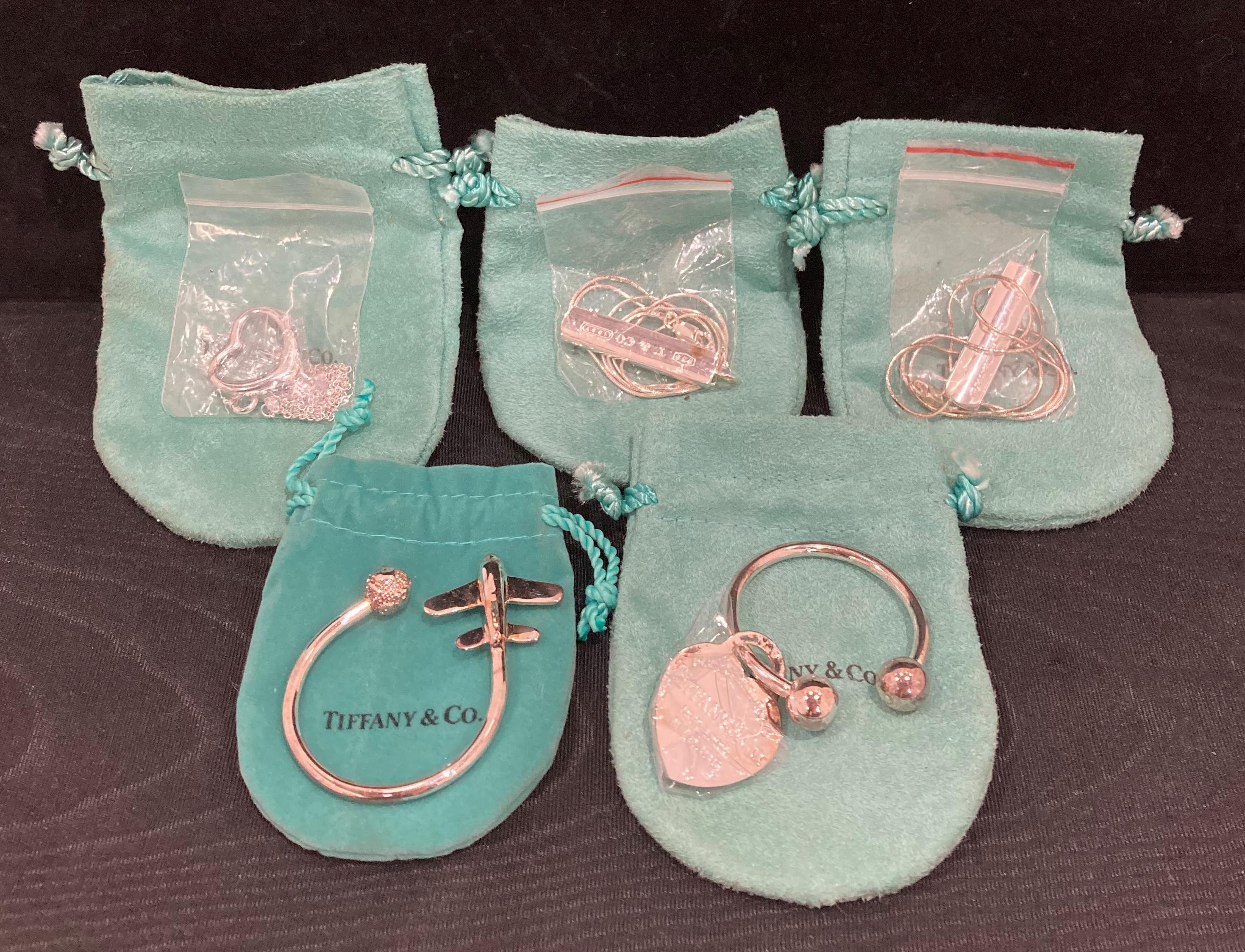 Five Tiffany & Co STYLE Sterling Silver 925 items, including necklaces and pendants etc.