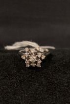 18ct white gold diamond cluster ring - size K,