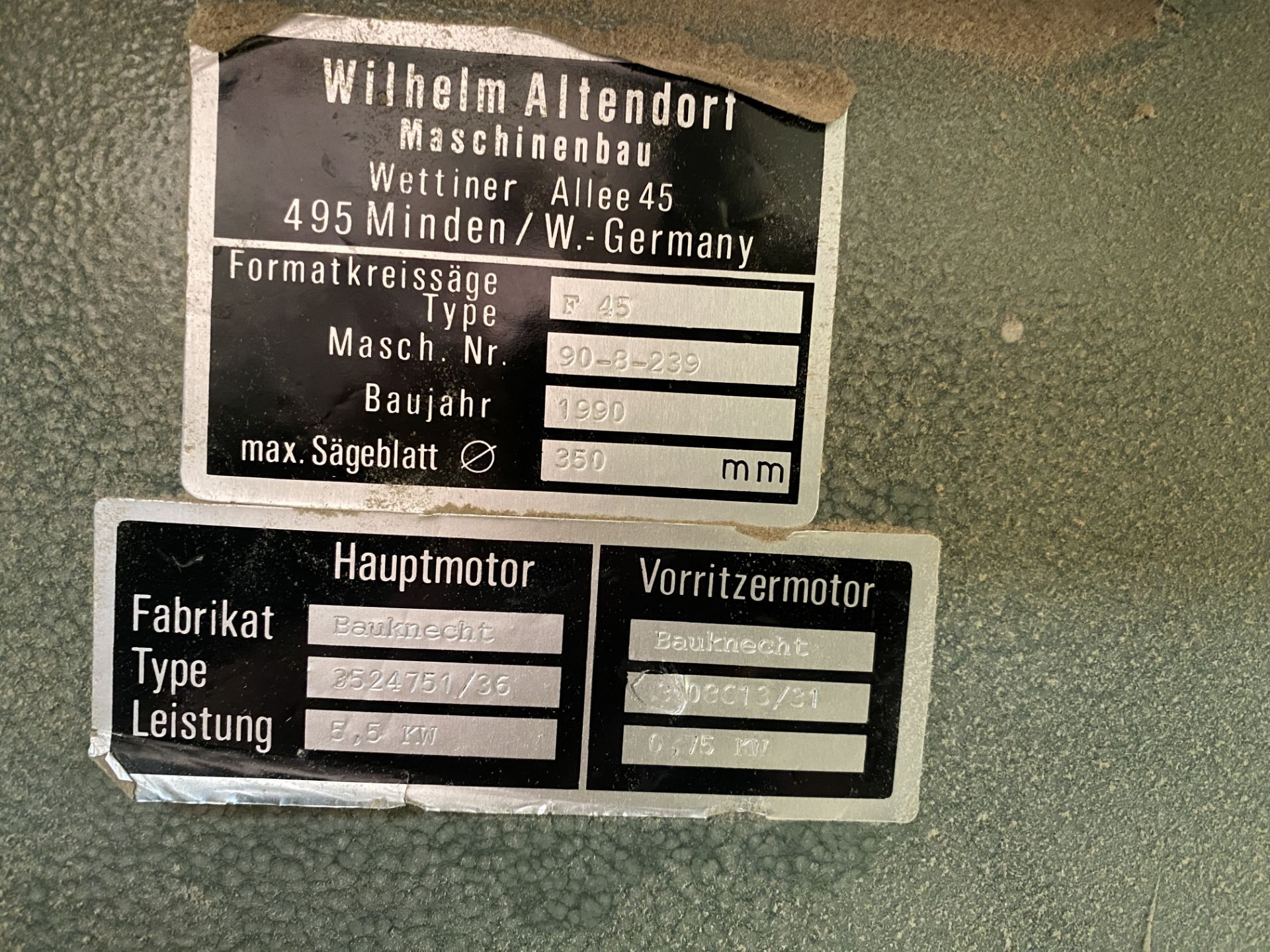 Altendorf F-45 Panel Saw. Bed dimensions 2.4m x 2.4m Machine no. 90-8-239 (YOM 1990). - Image 7 of 10