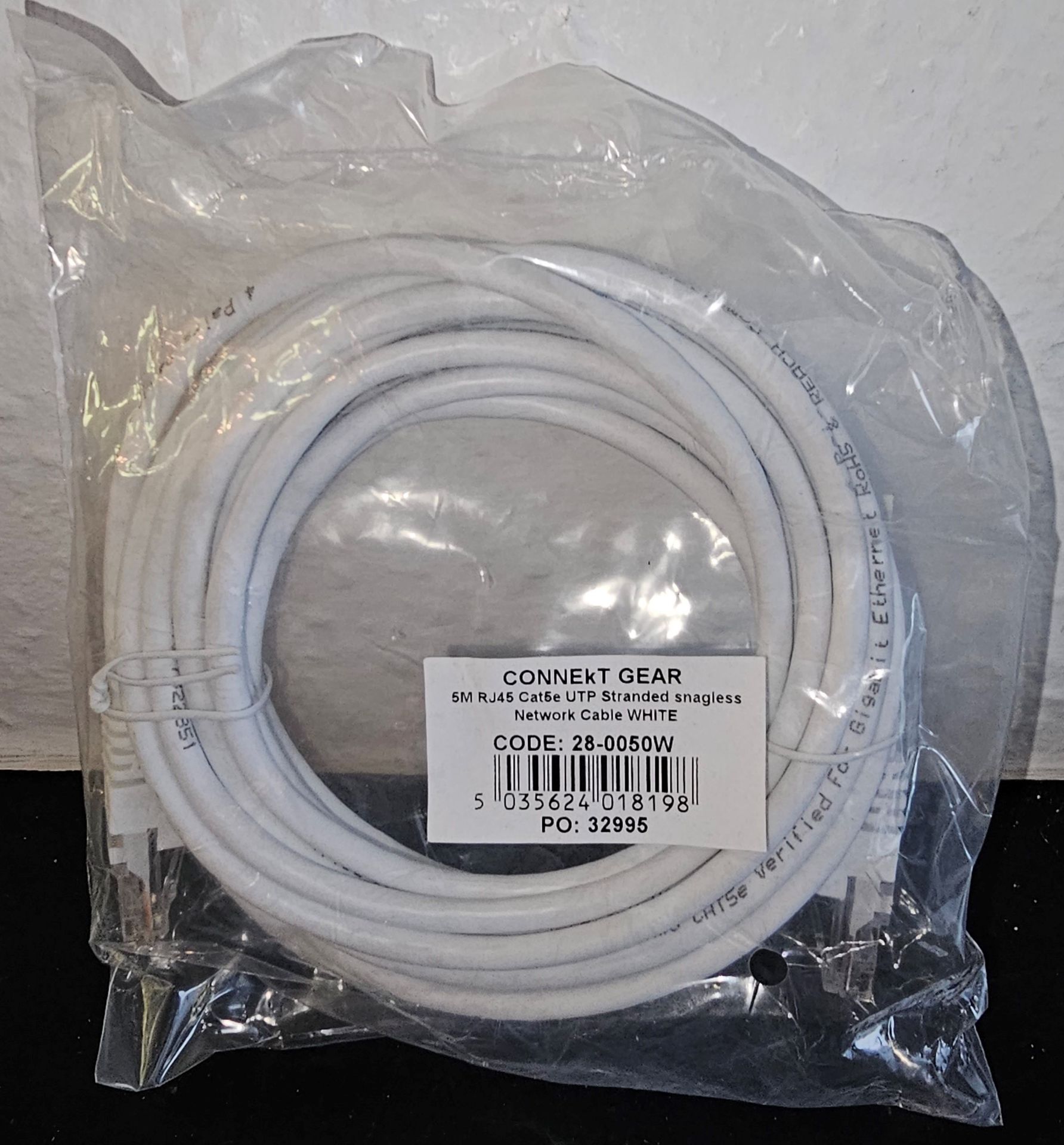 30 x CAT 5E PATCH LEADS 5 MTRS IN WHITE