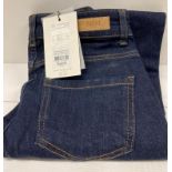 Pair of SAINT TROPEZ Molly SZ mw slim dark blue denim jeans - size 31 - RRP: £55.