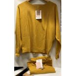 2 x NÜMPH Nudaya pullovers in golden spice - size s (Saleroom Location: Z07) Further