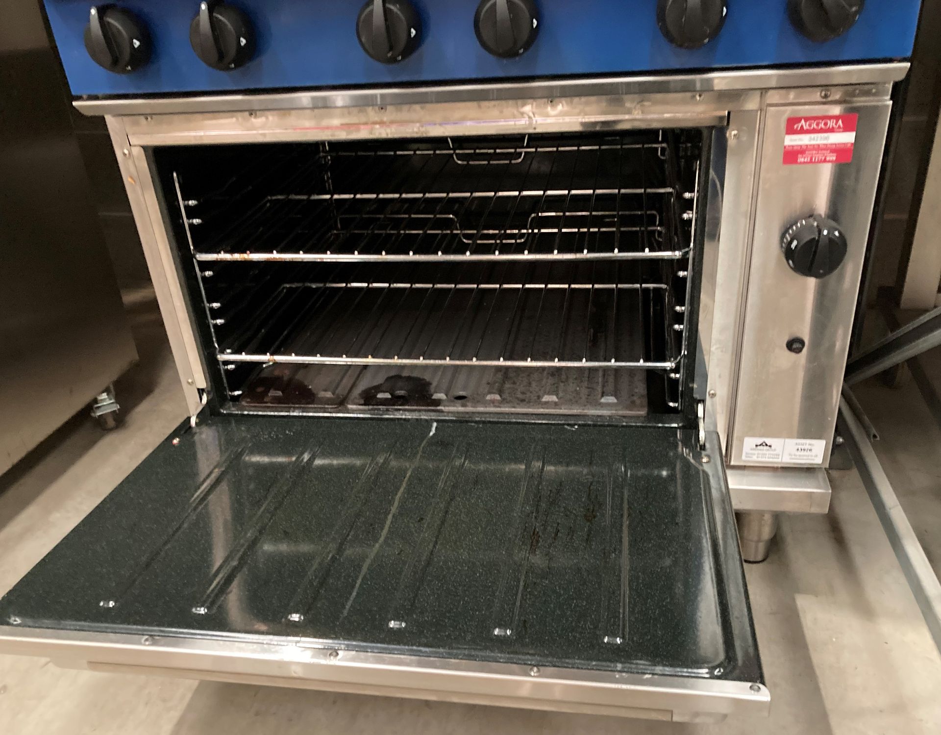 Blue Seal stainless steel commercial 6 burner cooker complete with blue seal commercial grill model - Image 2 of 3