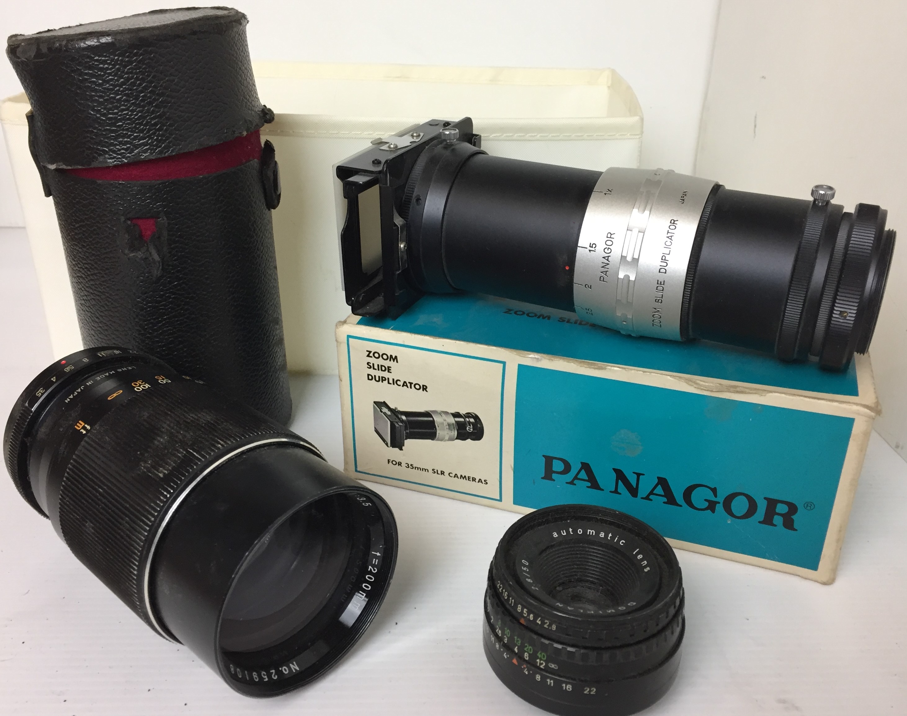 Photographic equipment in folding box - Panagor Zoom Slide Duplicator with box, Phota-Paragon 1:3.