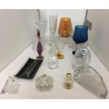 Twenty plus pieces of glassware including block relief of Sydney Harbour, bird in a cage,