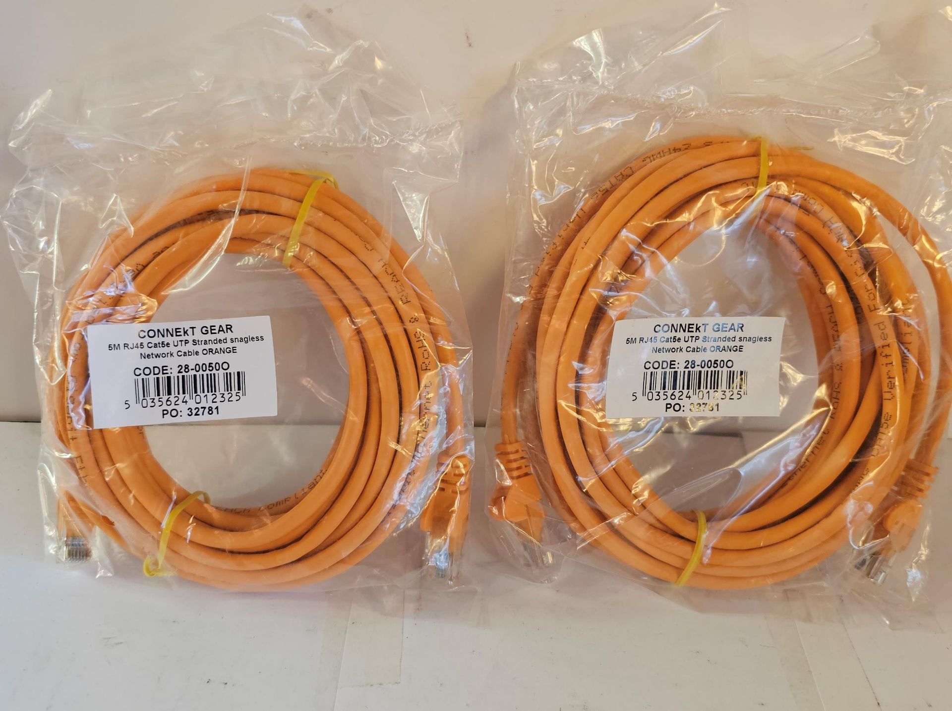11 CAT 5E 5 MTR PATCH CABLE IN ORANGE RJ45 NETWORK CABLE