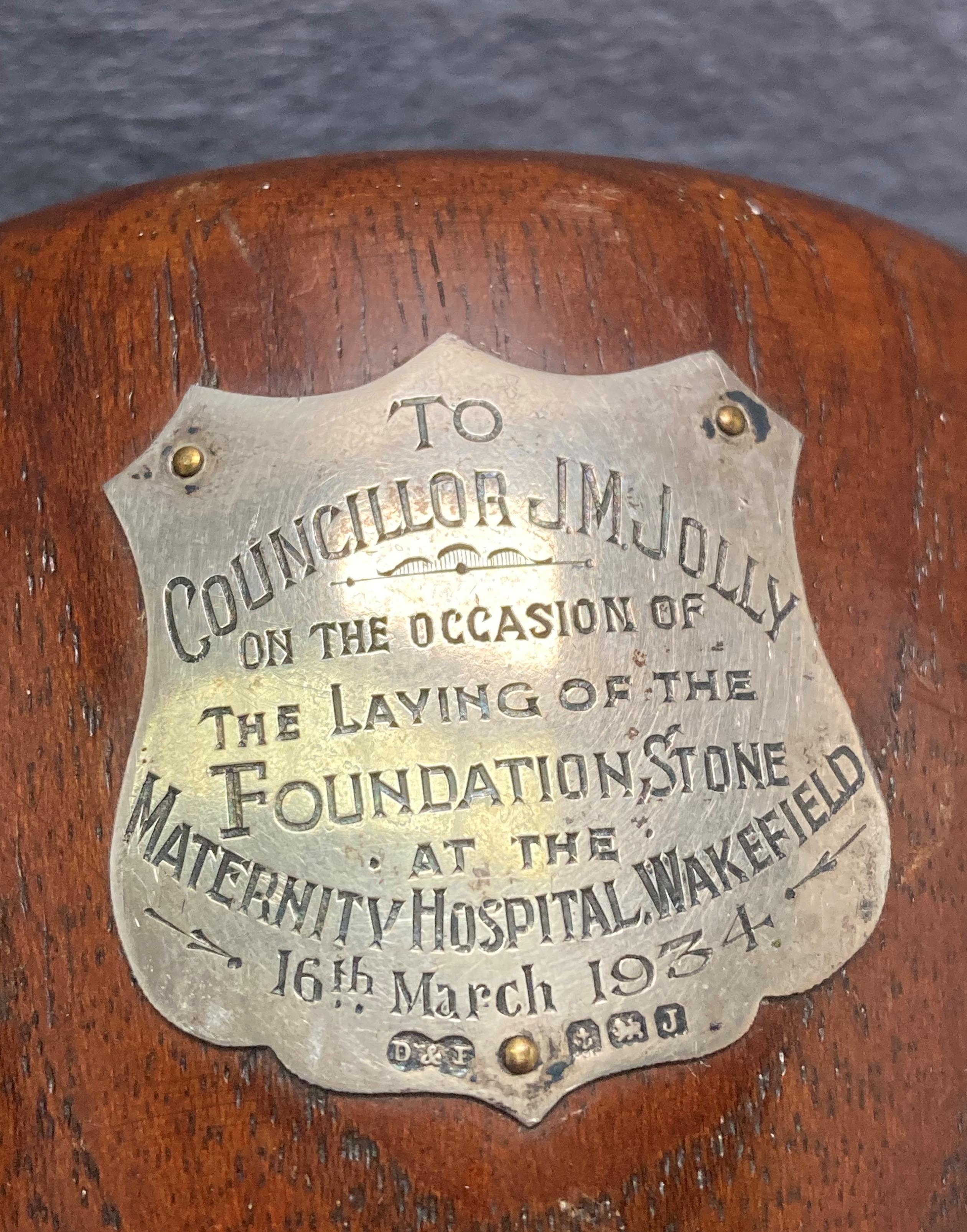 Presentation stone wooden mallet with silver plaque, - Image 2 of 3