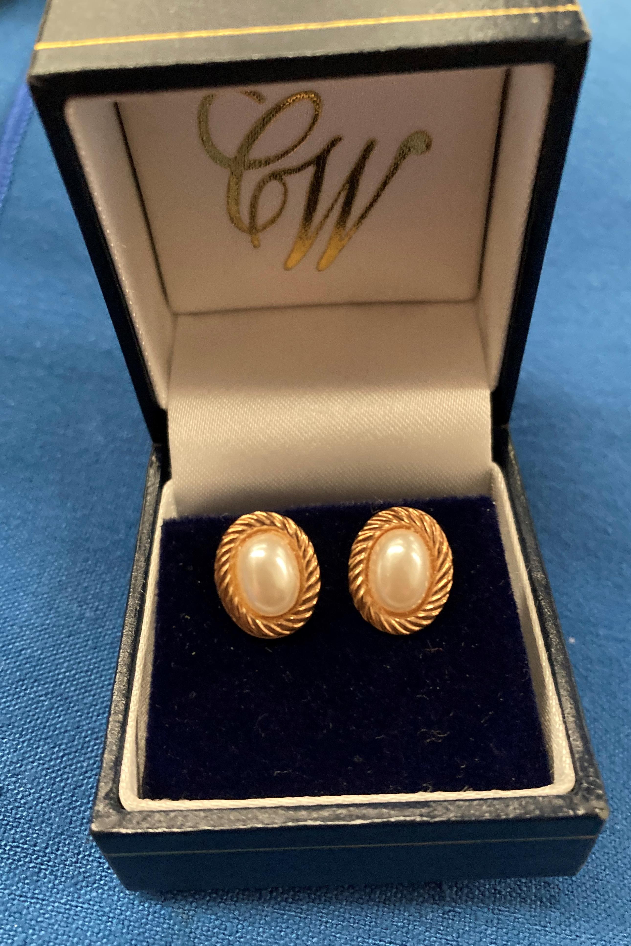A pair of faux pearl and gold-plated (possibly) earrings without backs (boxed) (saleroom location: - Image 2 of 2