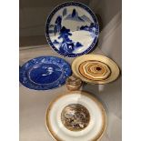 Chinese Blue & White hand-painted ceramic charger/plate, 30.