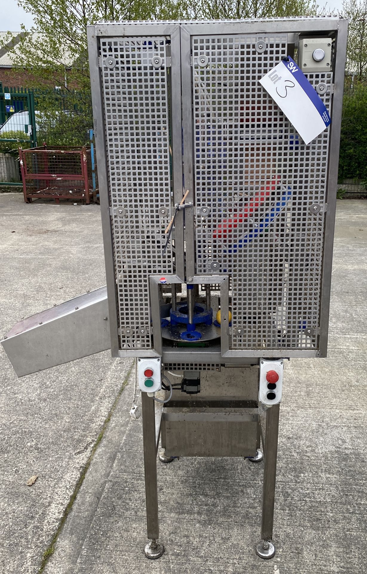 STAINLESS STEEL APPLE SPIKING MACHINE, approximately 1m x 650mm x 1. - Image 3 of 4