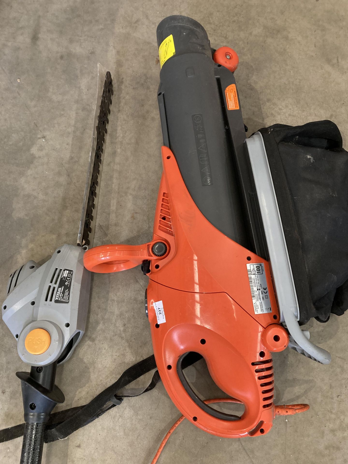 Two items - a Flymo (240v) 3000w garden vac blower and a Titan telescopic hedge trimmer (240v) - Image 2 of 2