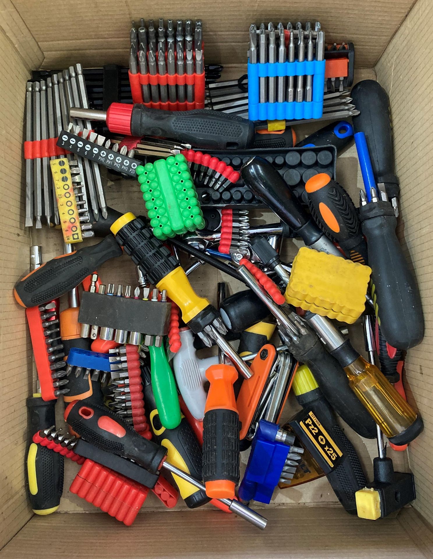 Contents to box - forty assorted interchangeable screwdrivers, ratchet screw drivers,