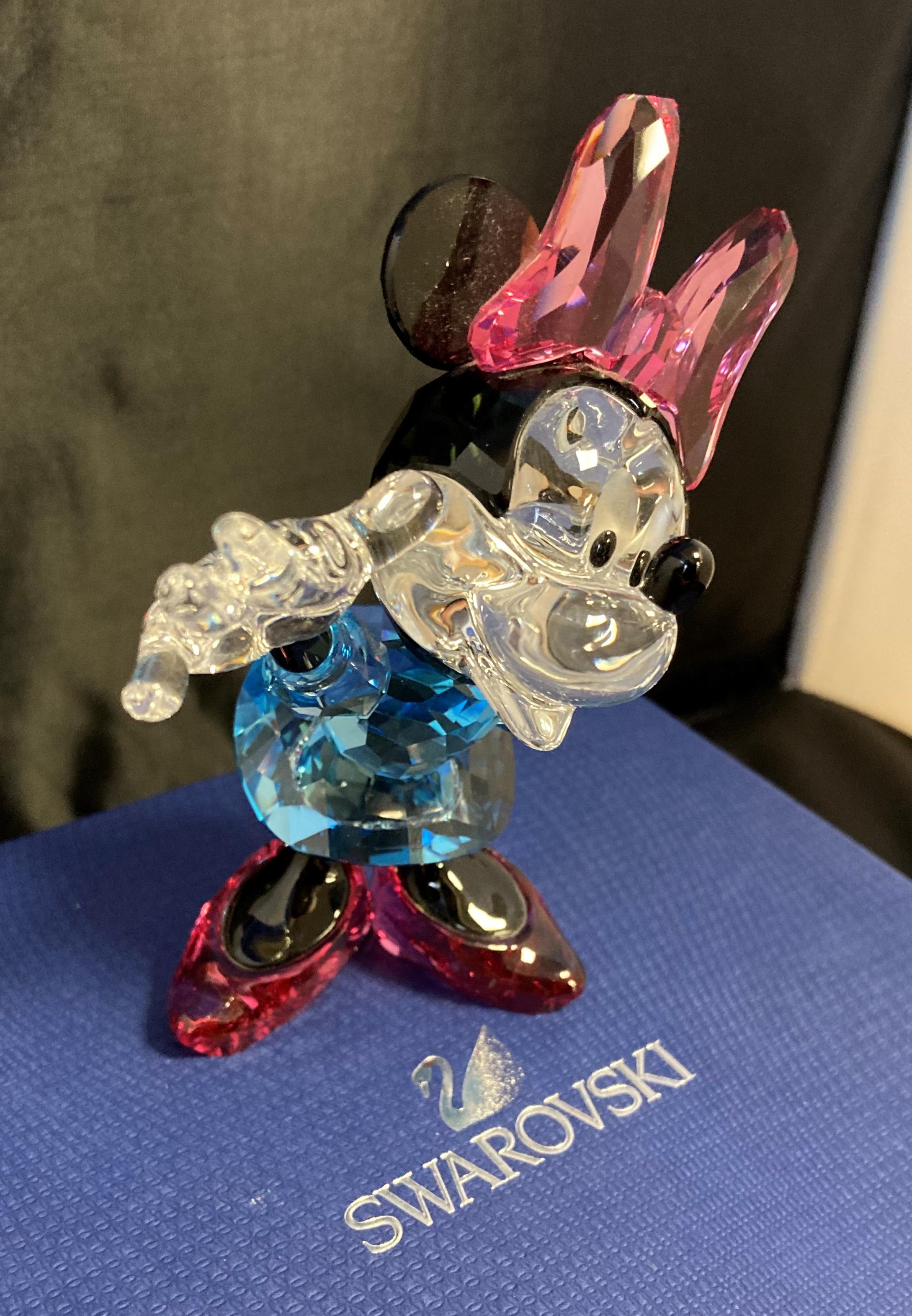 Swarovski crystal Disney 'Minnie Mouse' figurine, - Image 3 of 8