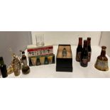 A mixed drink related collection including Glenfiddich miniature bottle and glass presentation pack,