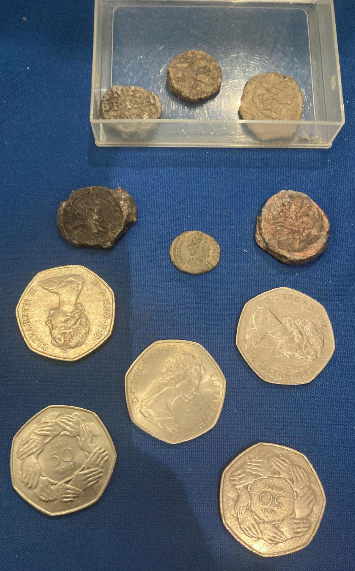 Contents to three Quality Street tubs - a large quantity of half-pennies (approximately - Image 2 of 6