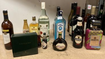 A collection of bottles of wine (red and white - white might be undrinkable), Clan Dew, Disaronno,