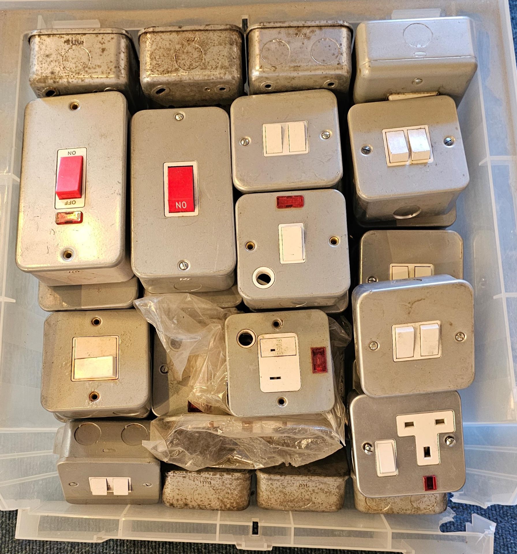 JOB LOT OF MIXED METAL CLAD SWITCHES/SPURS