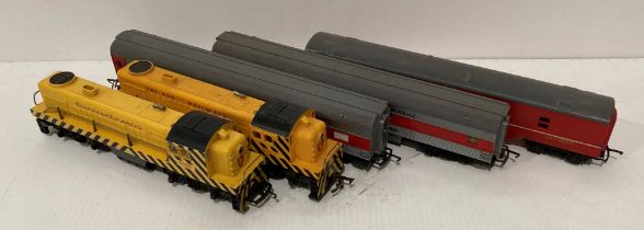 Tri-ang Transcontinental diesel locomotive 7005 OO gauge,