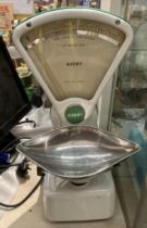 Avery green grocers scales to weigh 2lb (saleroom location: S1 T1)