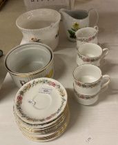 Paragon 'Belinda' floral plate, 18-piece tea service, two Royal Worcester Evesham dishes,