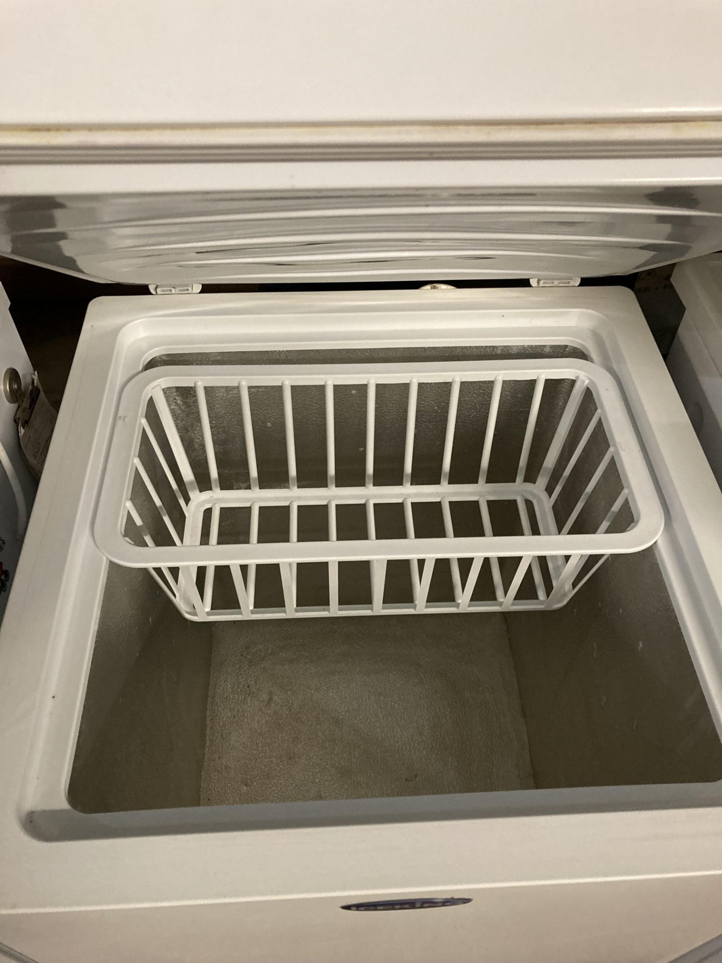 Iceking chest freezer modelL CFAP 100w 99L - 240v (saleroom location: PO) - Image 2 of 2