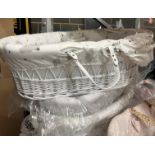 CUDDLES COLLECTION WHITE WITH MOON STARS MOSES BASKET RRP £59 BRAND NEW PACKAGED (Saleroom