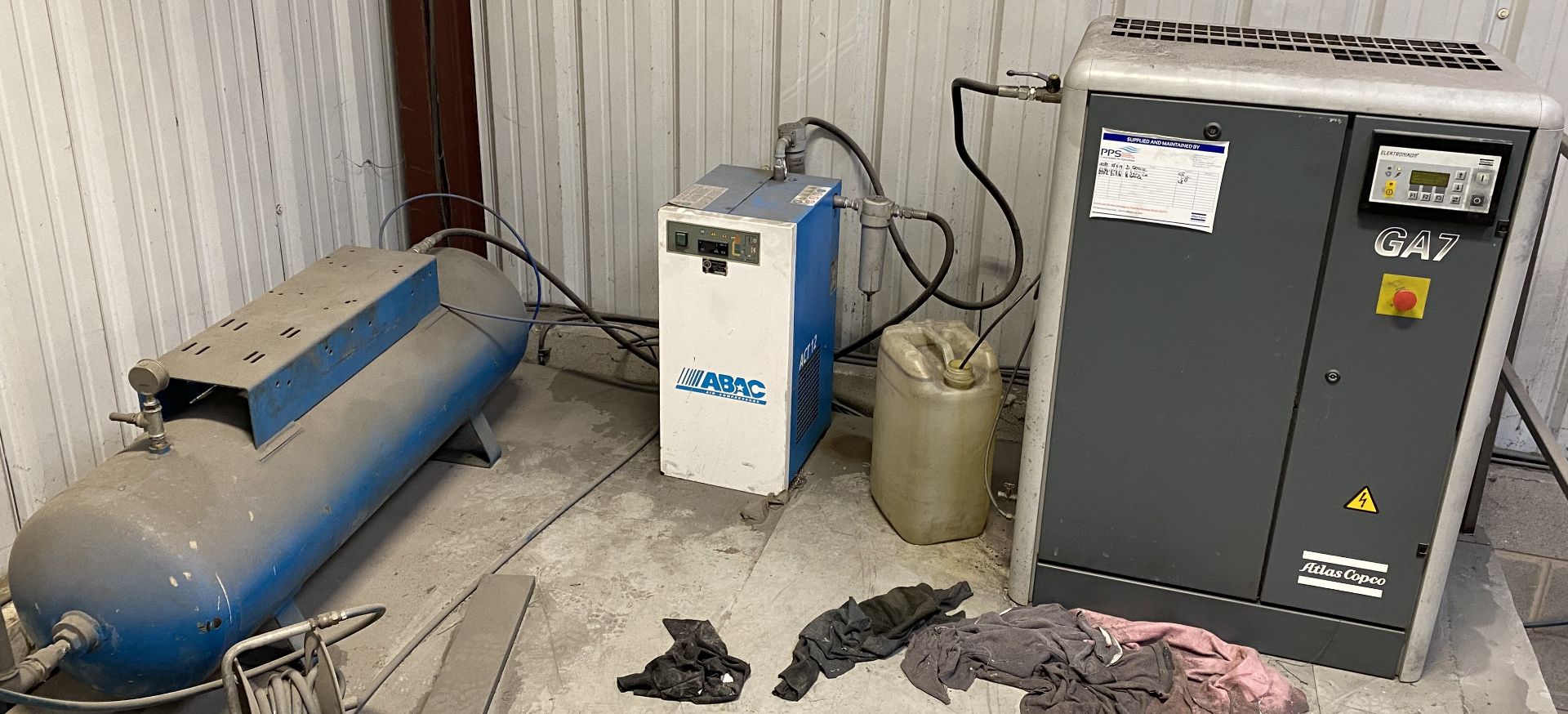 Atlas Copco GA7 air compressor (2000),