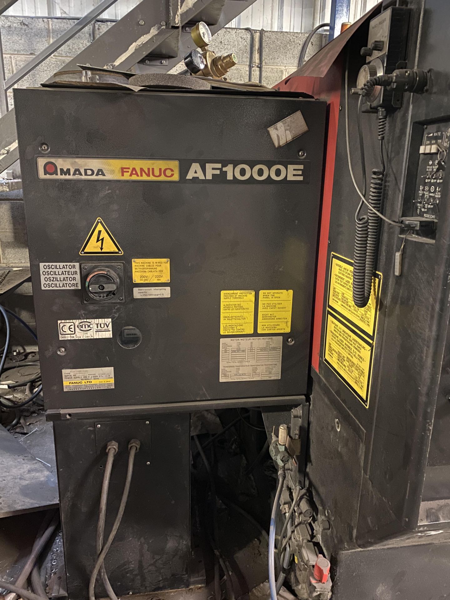 Amada Fanuc Quattro Laser AF1000E/C1000 laser cutter, model A04B-0816-B311 (31,575hrs), - Image 11 of 24