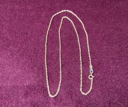 9ct gold [stamped: 375] 20" long thin rope chain. Total weight - 2.