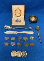 Contents to bag - assorted silver hallmarked items including spoon, coin brooch, coins,