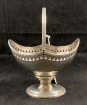 Antique George III silver sugar basket (dated 1788, London) with marker mark HI. Weight 5.