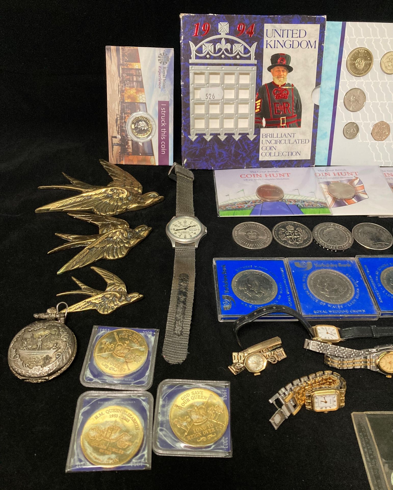 Contents to tub - assorted coins including 4 x £5 coins, 7 x crowns, - Image 2 of 5