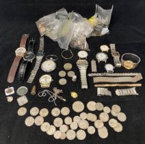 Contents to tin - assorted coins, bank note,