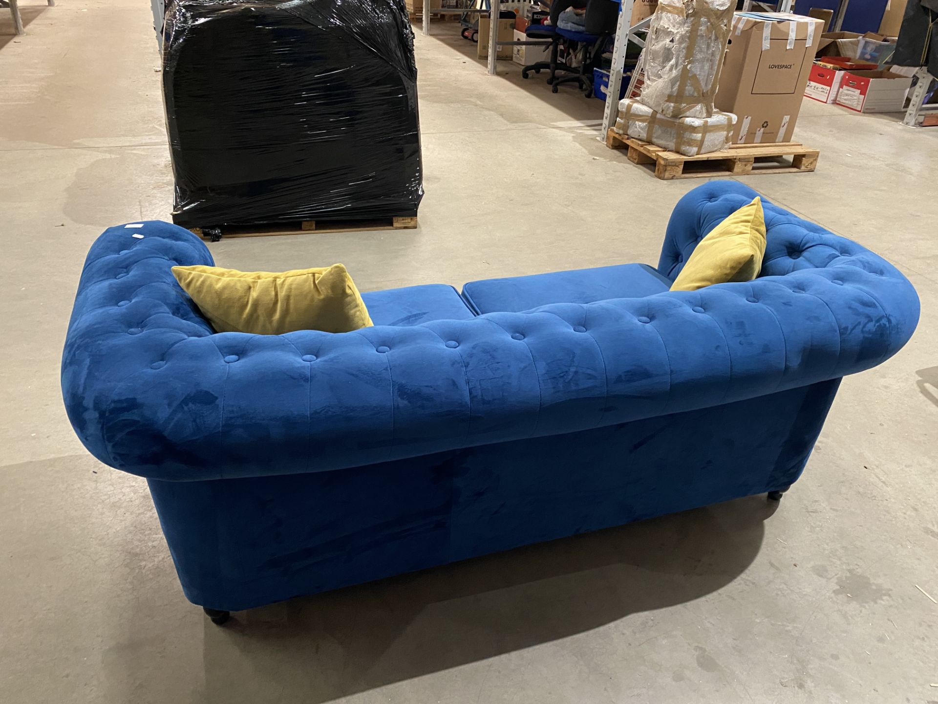 Blue upholstered button-backed Chesterfield style 2-seater sofa complete with cushions (saleroom - Image 11 of 11