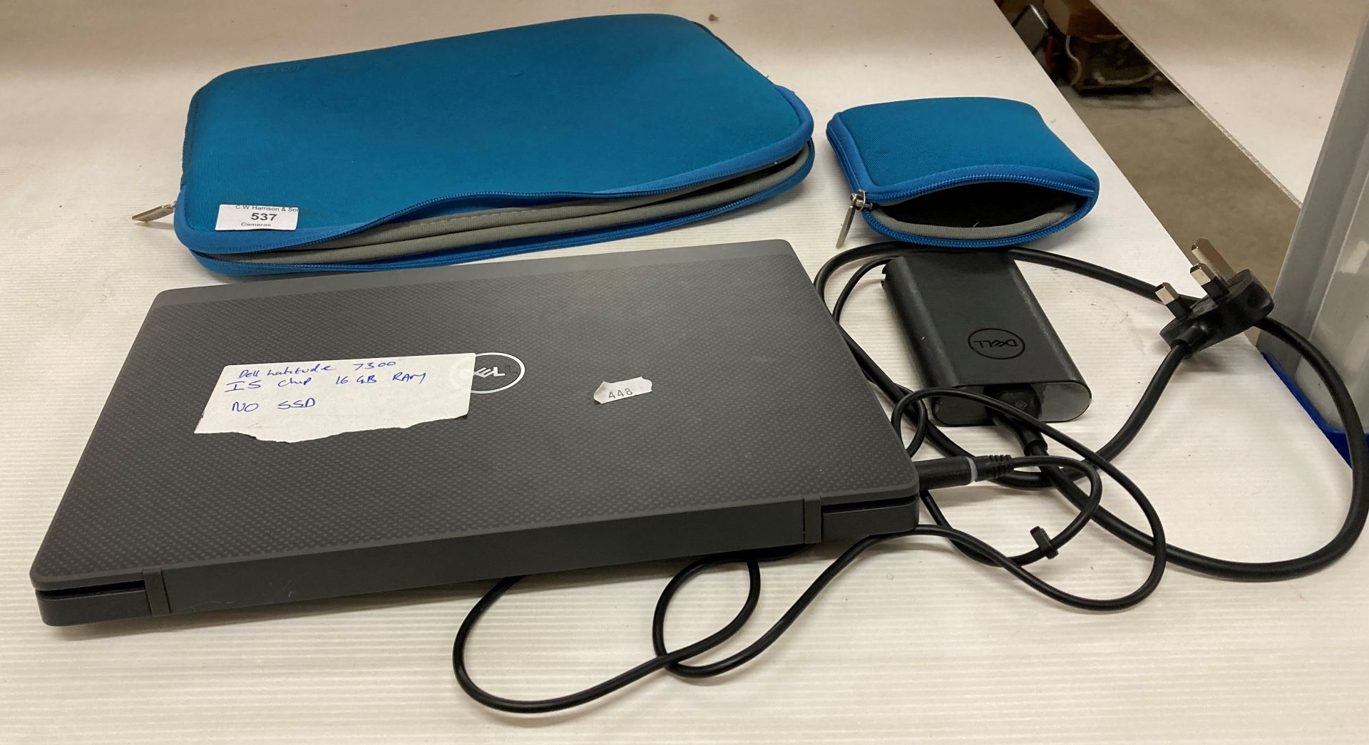 Dell Latitude 7300 Laptop with IS CHIP 16GB RAM (no hard drive) c/w power lead and soft case
