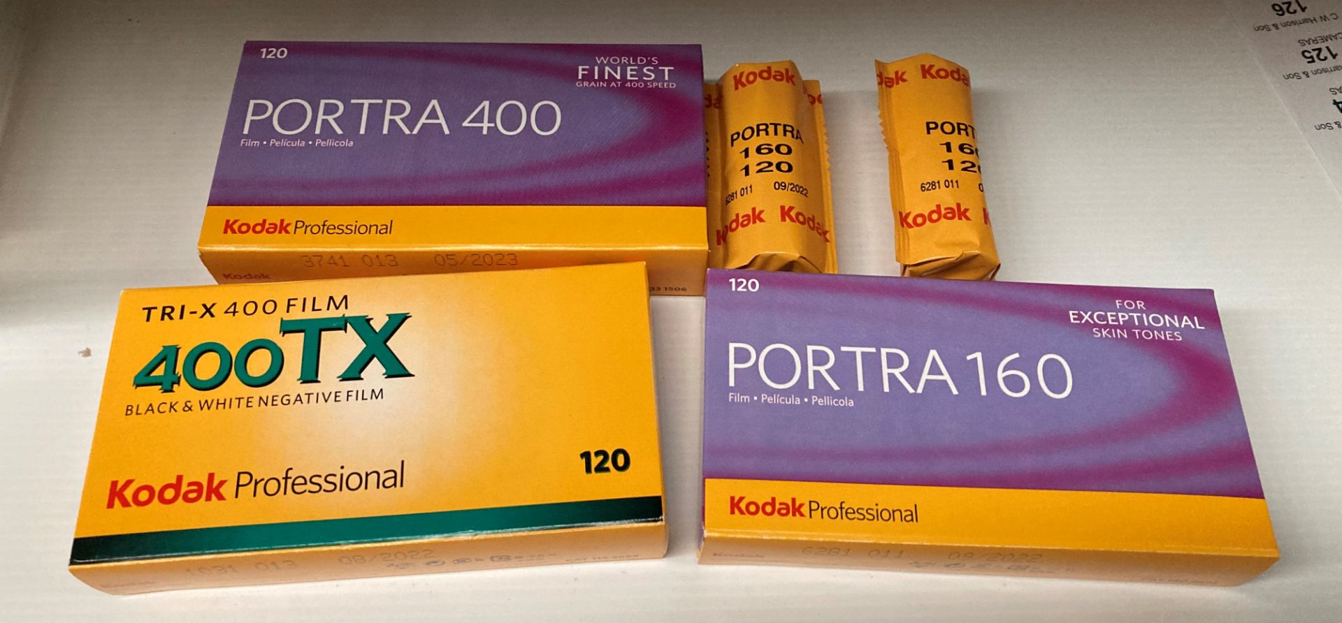 17 x rolls of assorted Kodak Portra and tri-x 400 35 mm camera film (saleroom location: QL05)