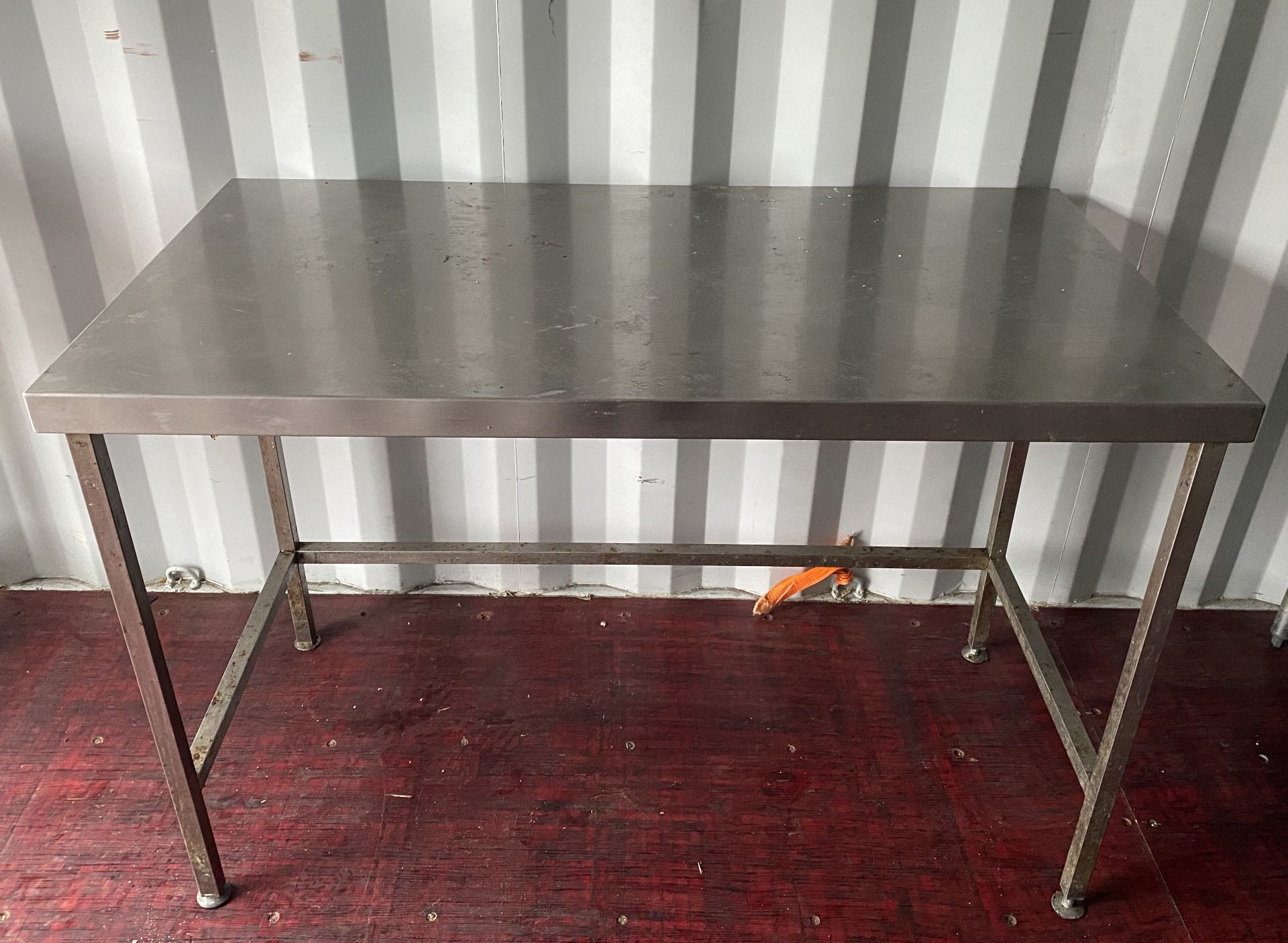 Rectangular stainless steel preparation table - 140cm x 76cm x 90cm(h)